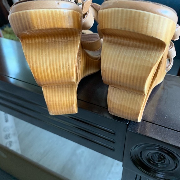 Sandals - Picture 3 of 4